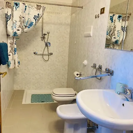 Casa Amelia غارنانو