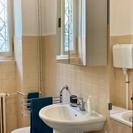 Casa Amelia * غارنانو