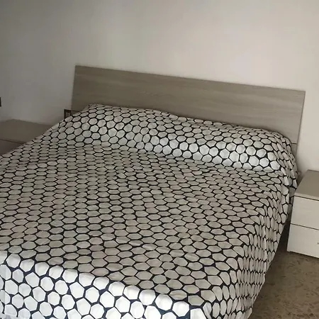 Casa Amelia * غارنانو