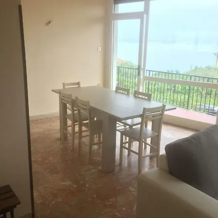 Casa Amelia * Гарньяно